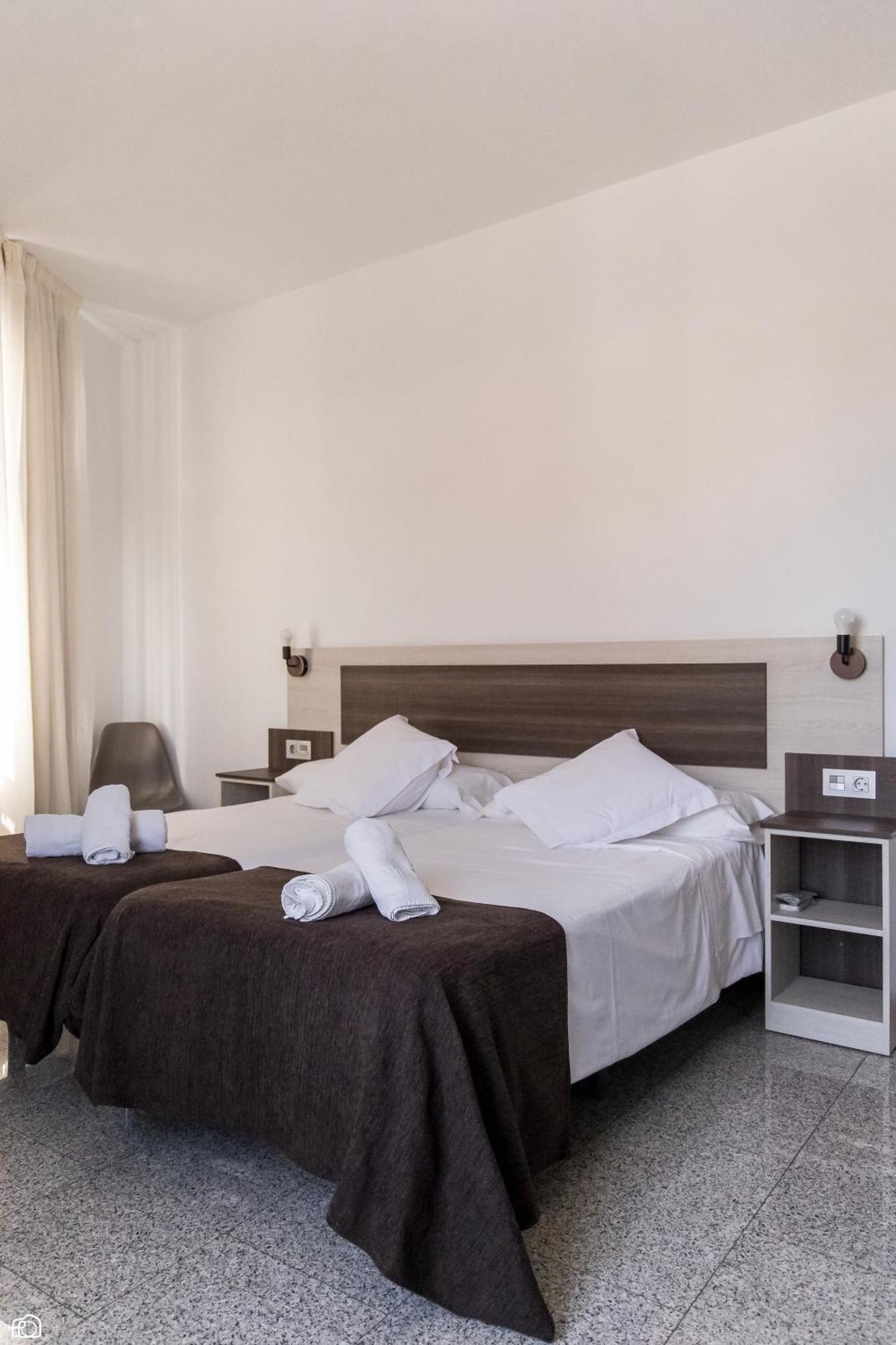 Meson Hostal La Cabana Медельин Экстерьер фото